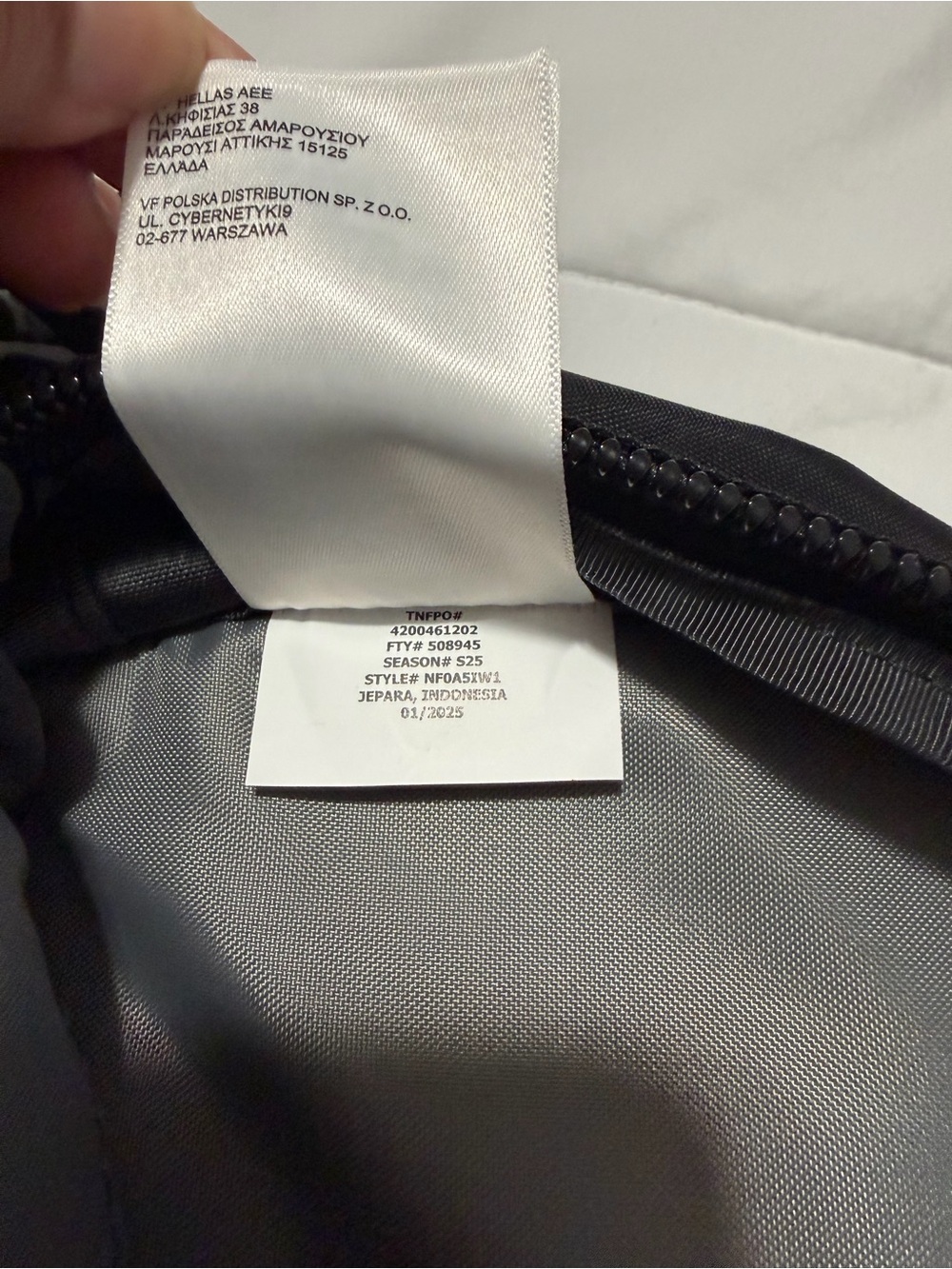 The North Face Recon Backpack Black 30L ,15  Laptop School Travel Hiking Bag NWT - Picture 16 of 16